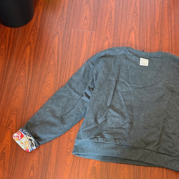 Zara Gray Mickey Mouse x Keith Haring collab Crew Neck Sweater - Picture 12 of 12